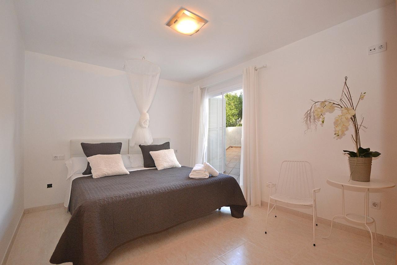 Salada House Villa Port de Alcudia  ภายนอก รูปภาพ